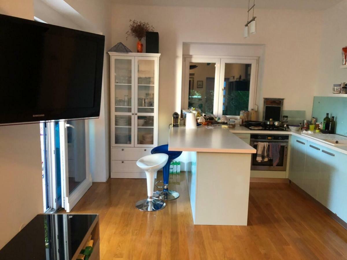 Apartment Nicole Novalja Exteriör bild